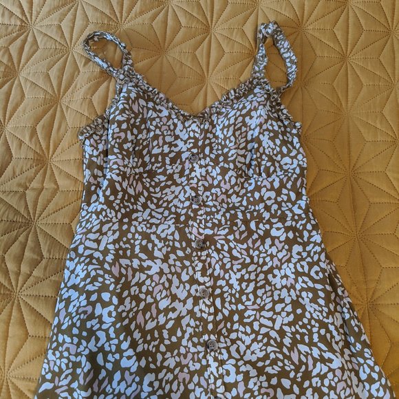 Leopard Midi Dress - Picture 8 of 8